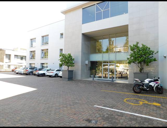 909M² OFFICE TO LET IN ILLOVO
